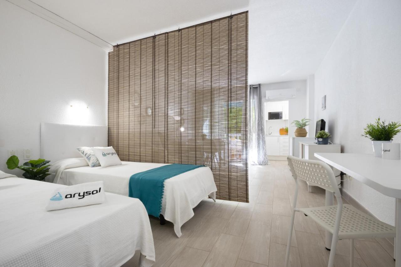 Bonito Estudio Renovado Salou Bagian luar foto